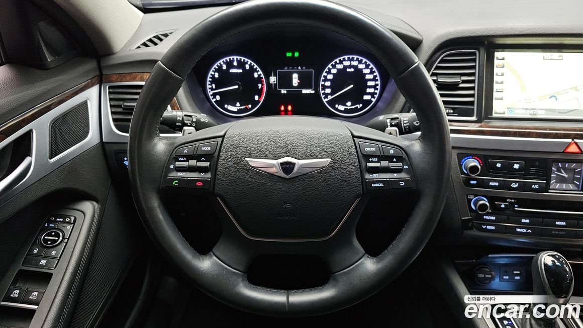 Hyundai Genesis 2016