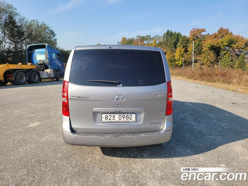 Hyundai Starex 2019
