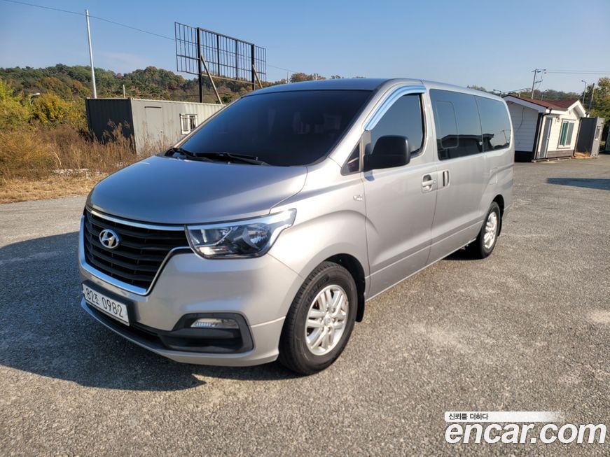 Hyundai Starex 2019