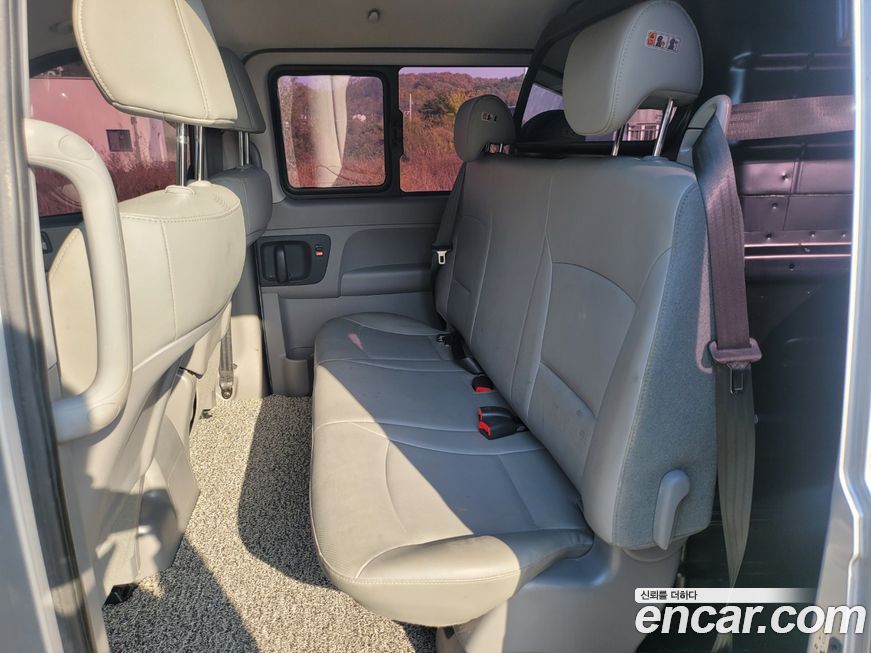 Hyundai Starex 2019
