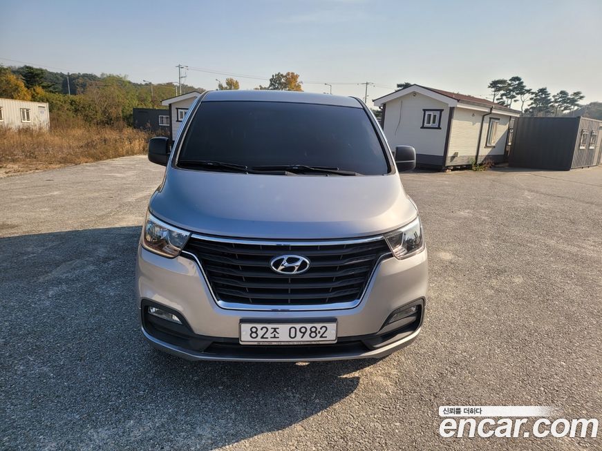 Hyundai Starex 2019