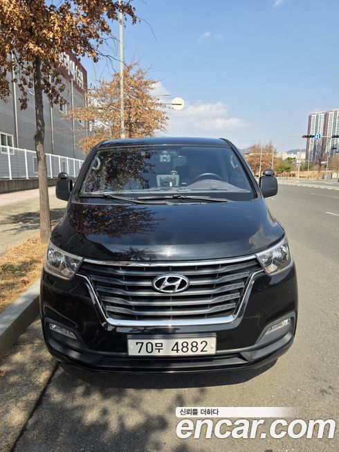 Hyundai Starex 2019