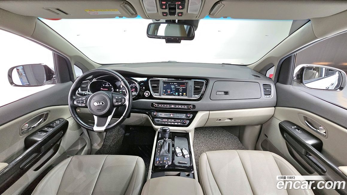 Kia Canival 2016