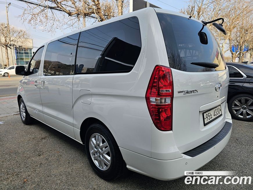 Hyundai Starex 2021