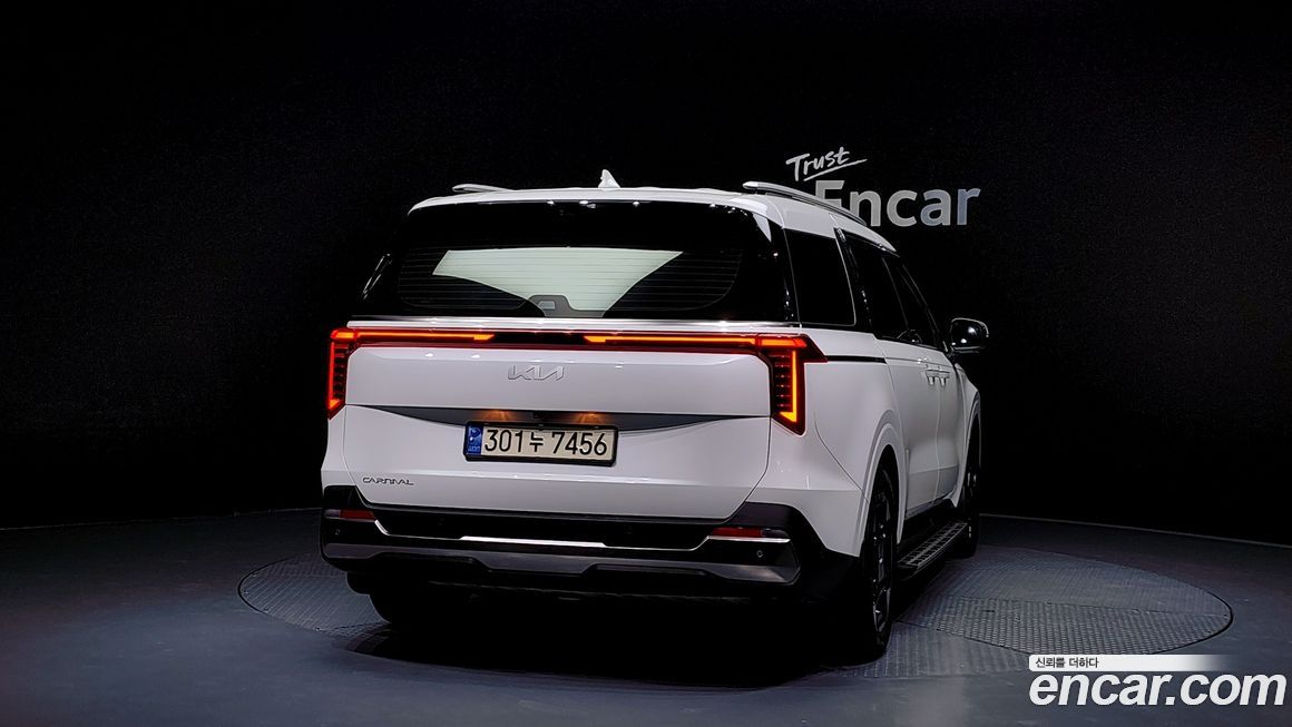 Kia Canival 2024