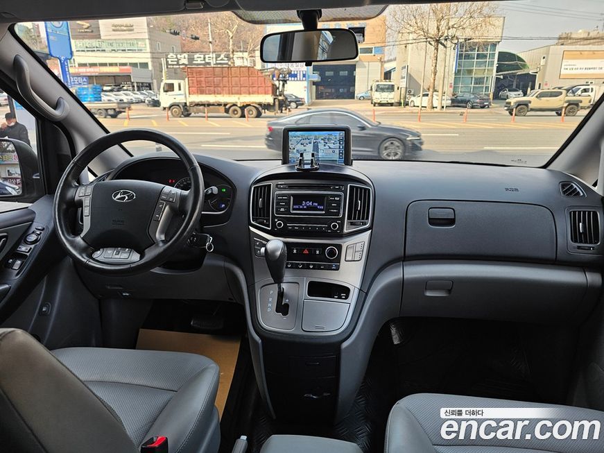 Hyundai Starex 2021