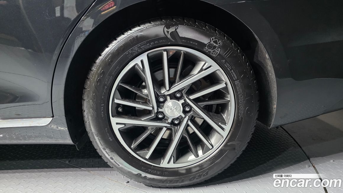 Hyundai Grandeur 2021