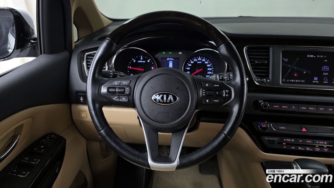 Kia Canival 2019