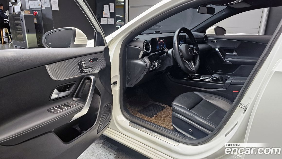 Mercedes-Benz A-Class 2020