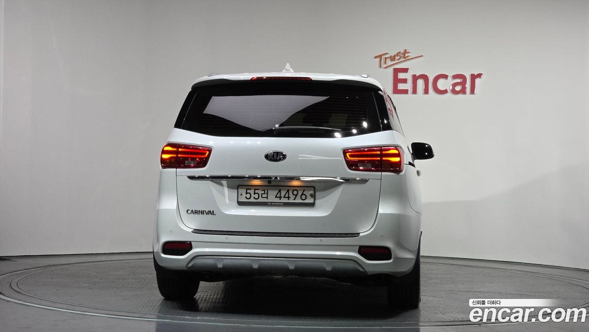 Kia Canival 2019