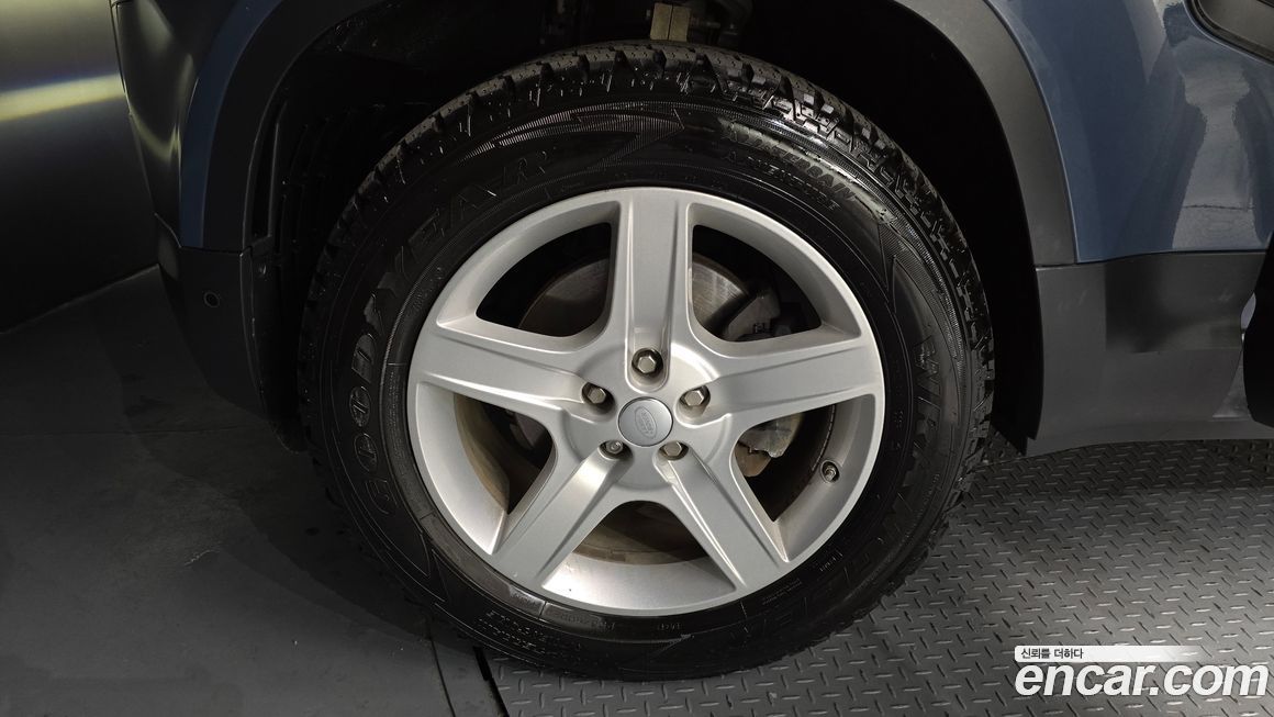 Land Rover Defender 2020