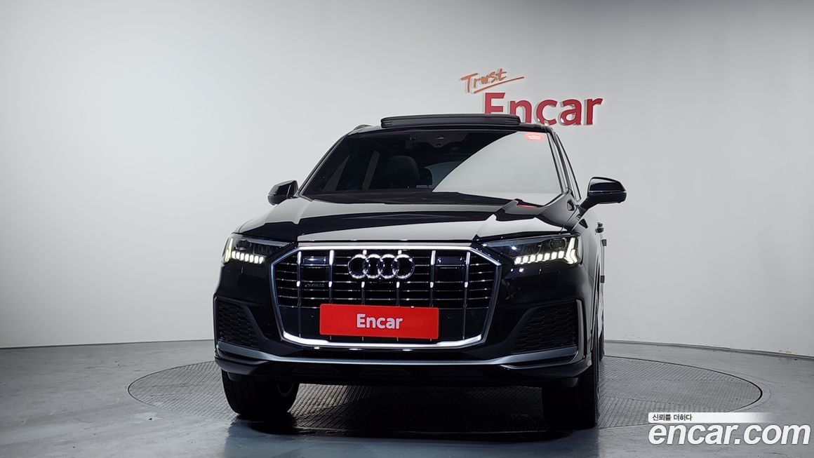 Audi Q7 2021