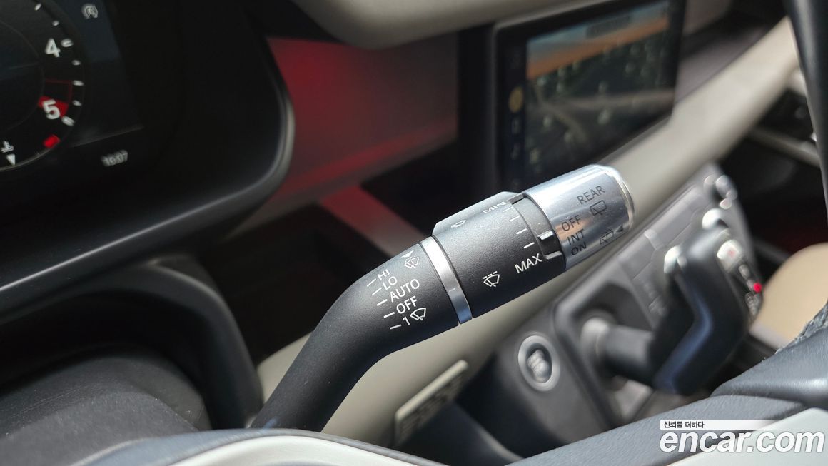 Land Rover Defender 2020