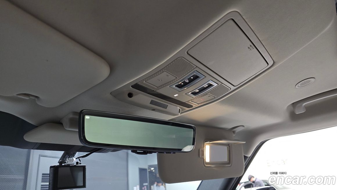 Land Rover Defender 2020