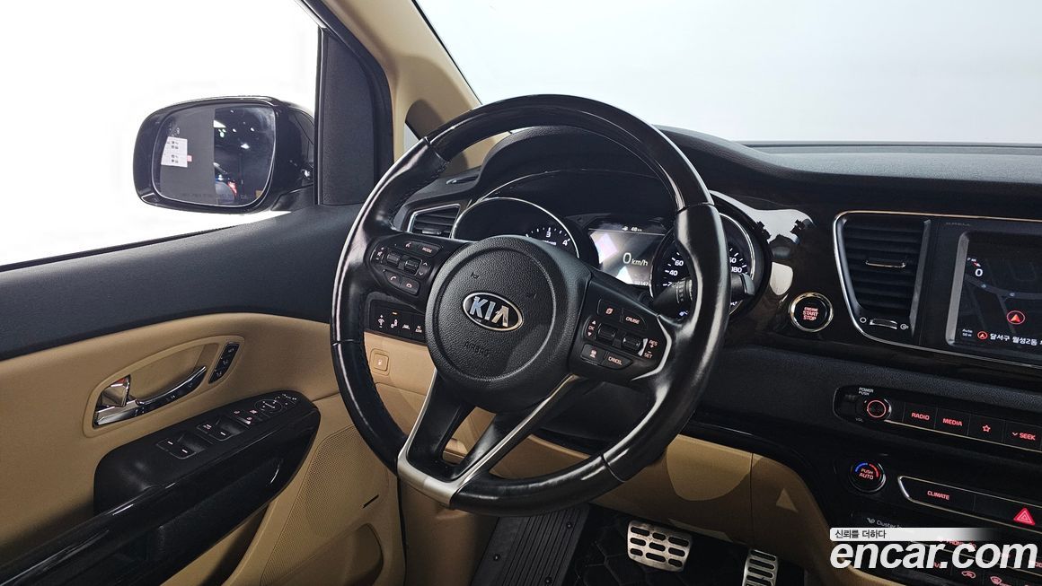 Kia Canival 2019