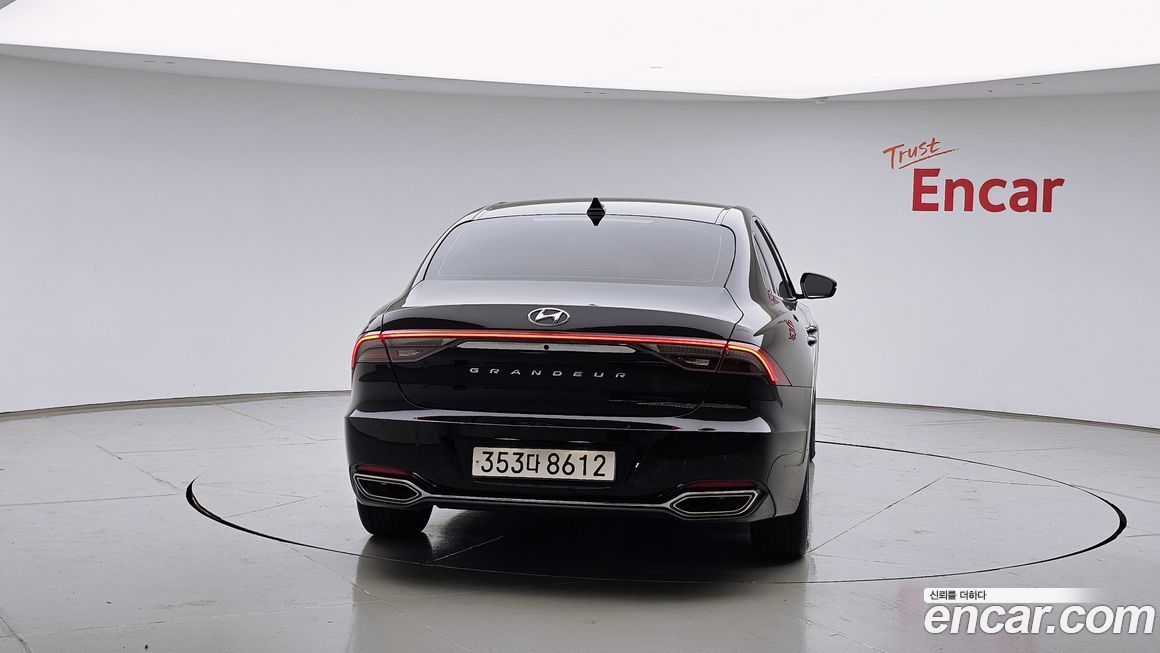 Hyundai Grandeur 2022