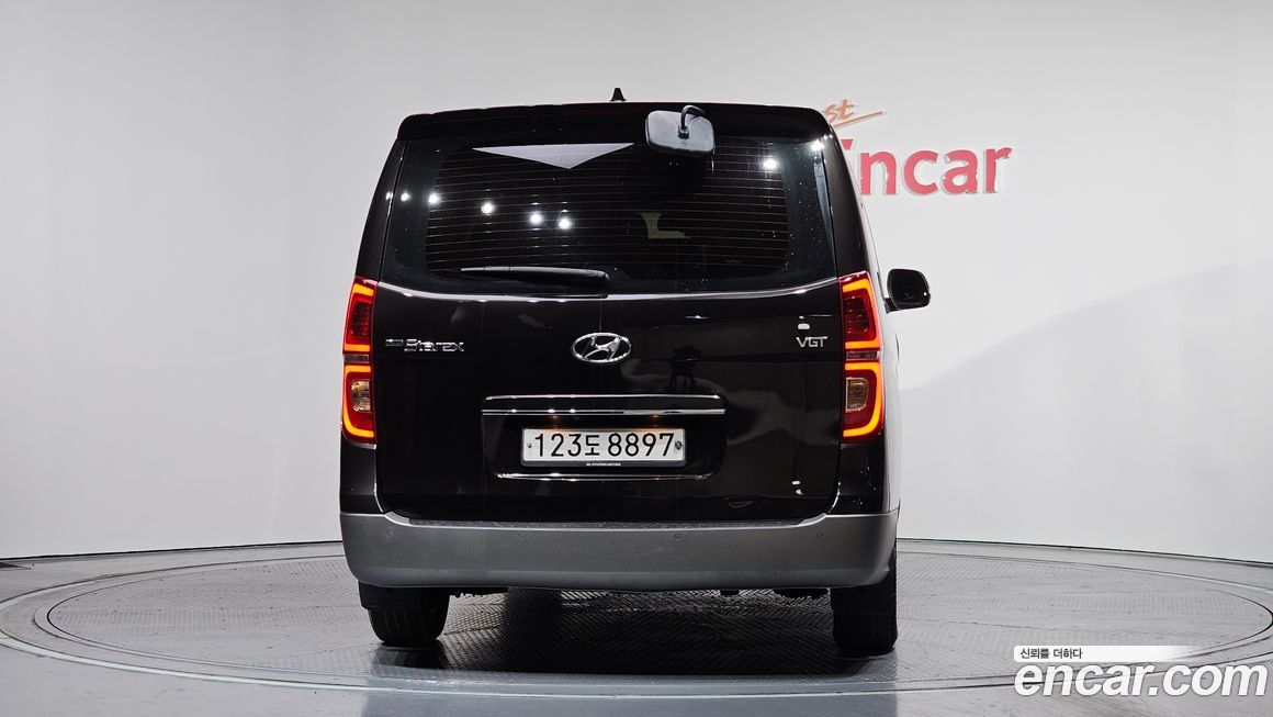 Hyundai Starex 2019