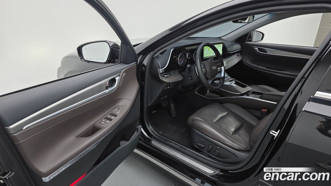 Hyundai Grandeur 2022