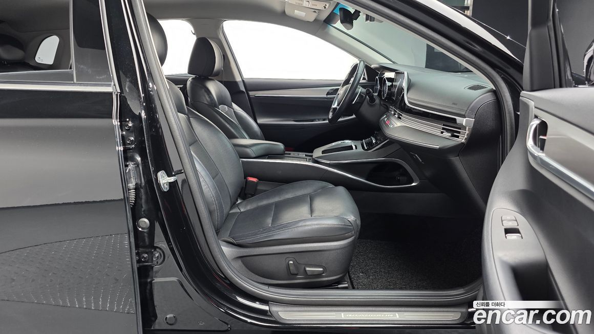 Hyundai Grandeur 2020