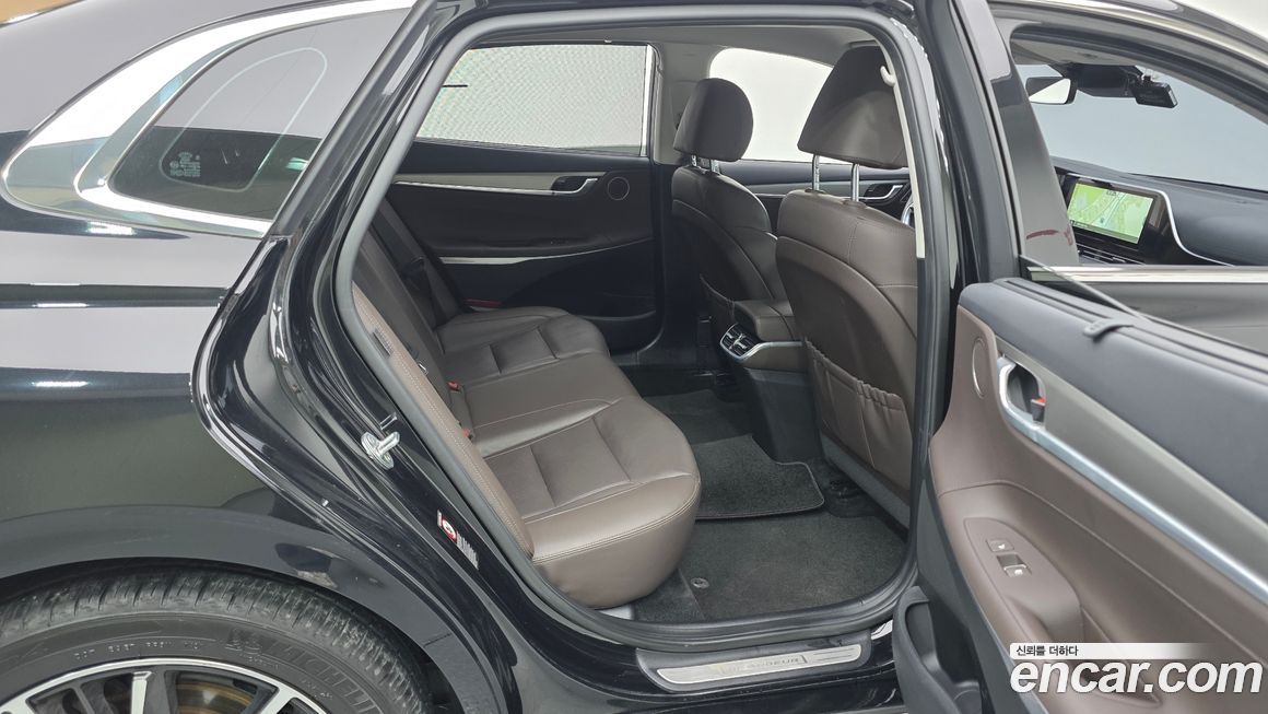 Hyundai Grandeur 2022