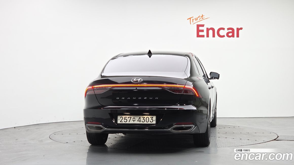 Hyundai Grandeur 2022