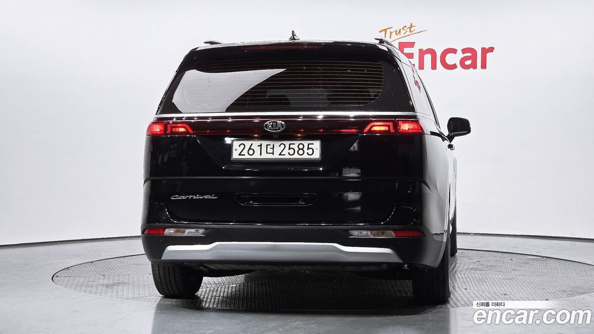 Kia Canival 2021