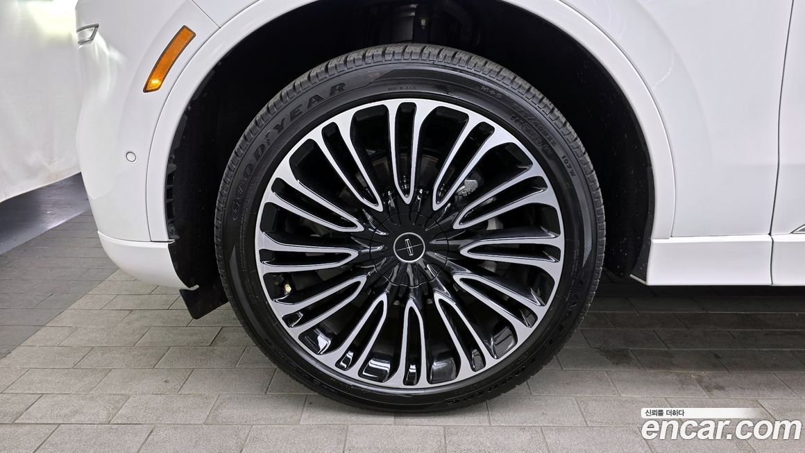 Lincoln Aviator 2023