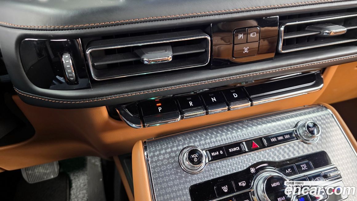 Lincoln Aviator 2023