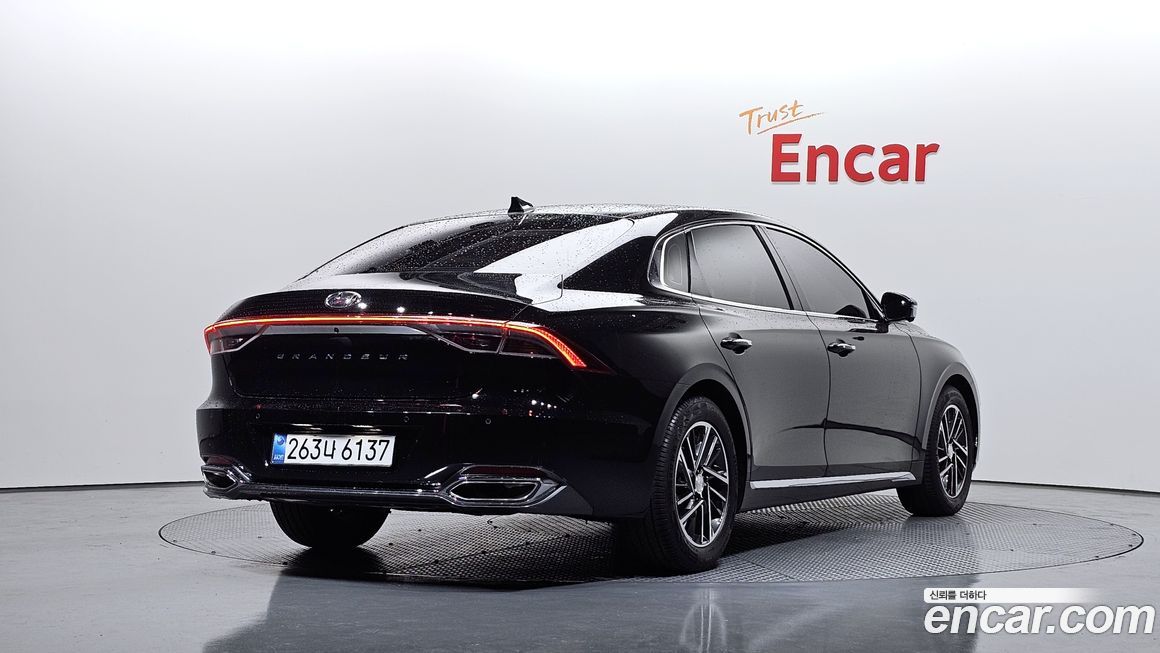 Hyundai Grandeur 2020