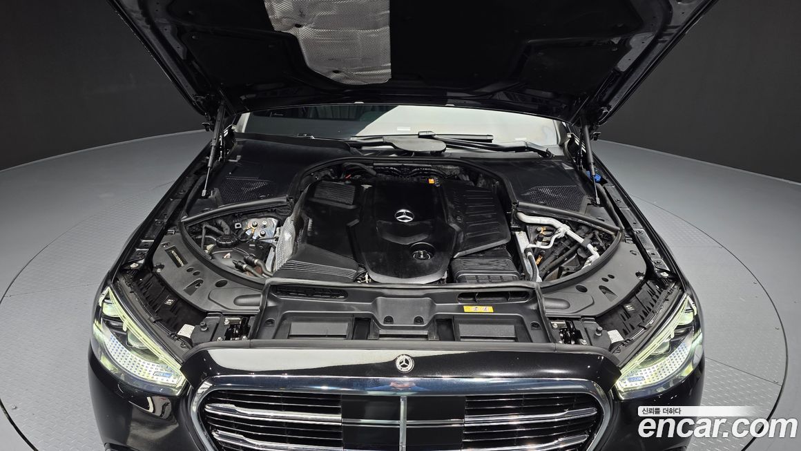 Mercedes-Benz S-Class 2021