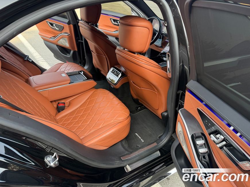 Mercedes-Benz S-Class 2021