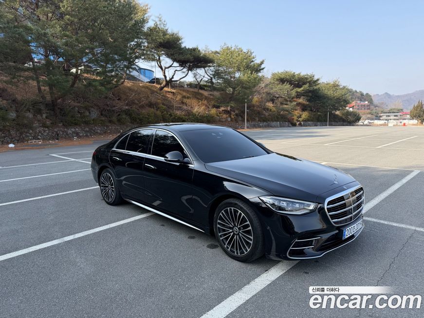 Mercedes-Benz S-Class 2021