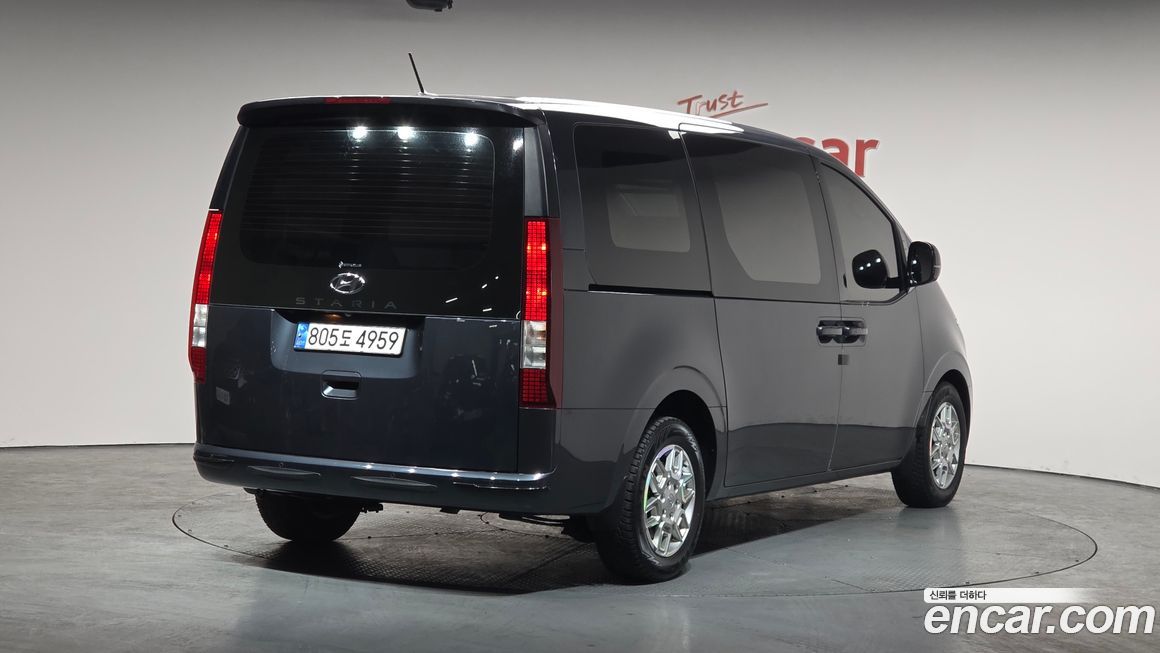 Hyundai Staria 2023