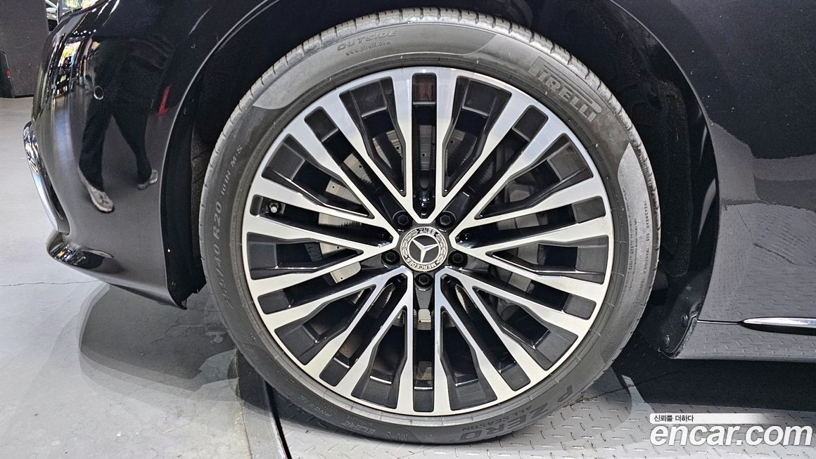 Mercedes-Benz S-Class 2021