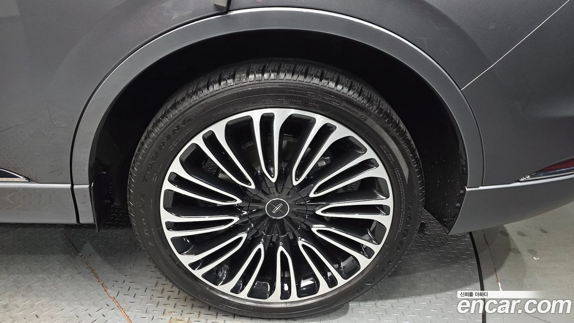 Lincoln Aviator 2025