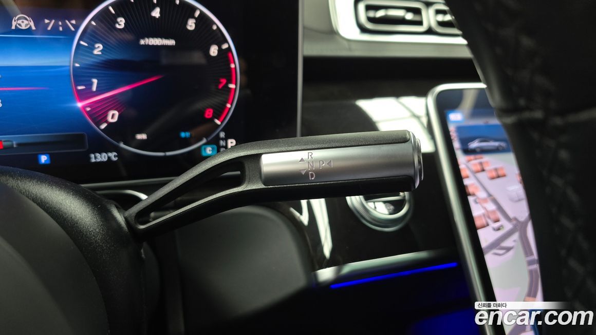 Mercedes-Benz S-Class 2021