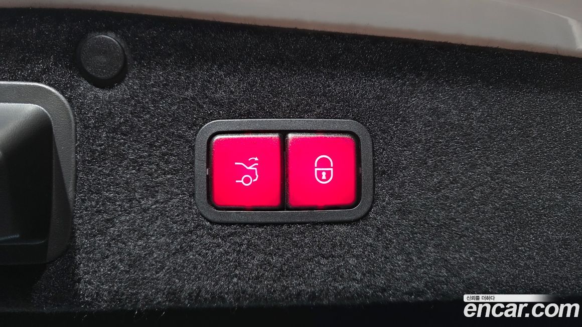 Mercedes-Benz S-Class 2020