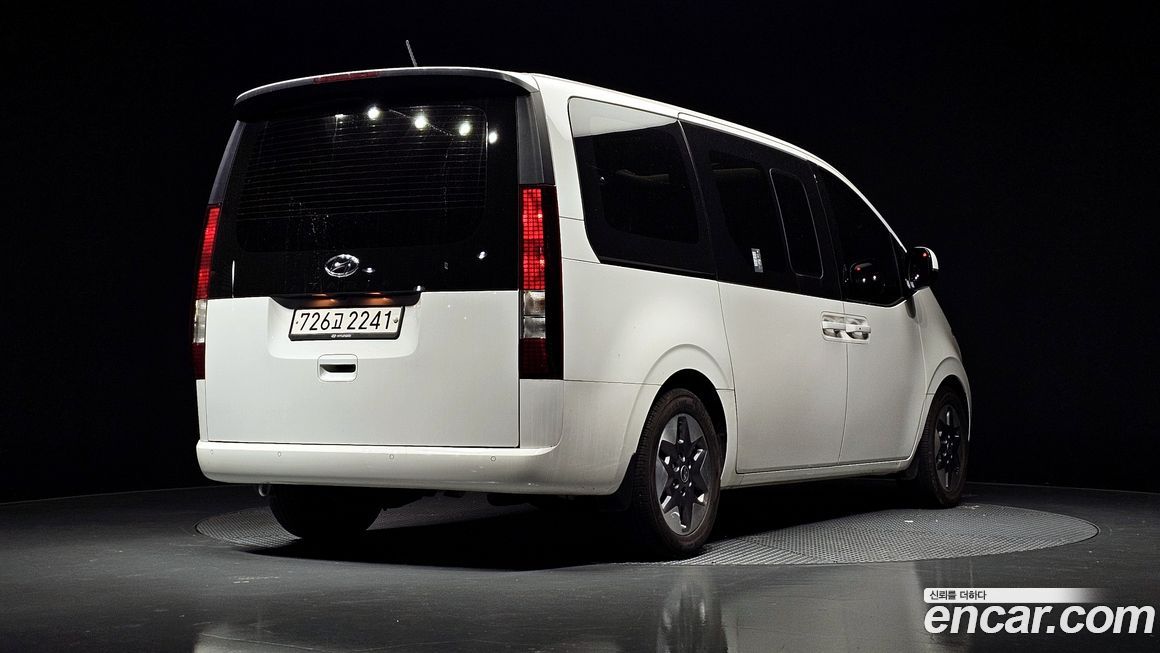 Hyundai Staria 2022