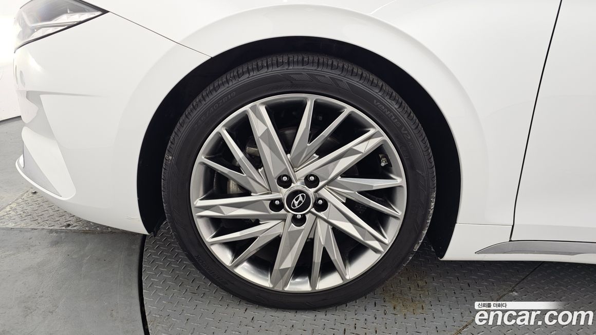 Hyundai Grandeur 2020