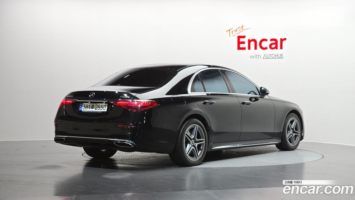 Mercedes-Benz S-Class 2022