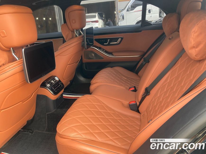 Mercedes-Benz S-Class 2021