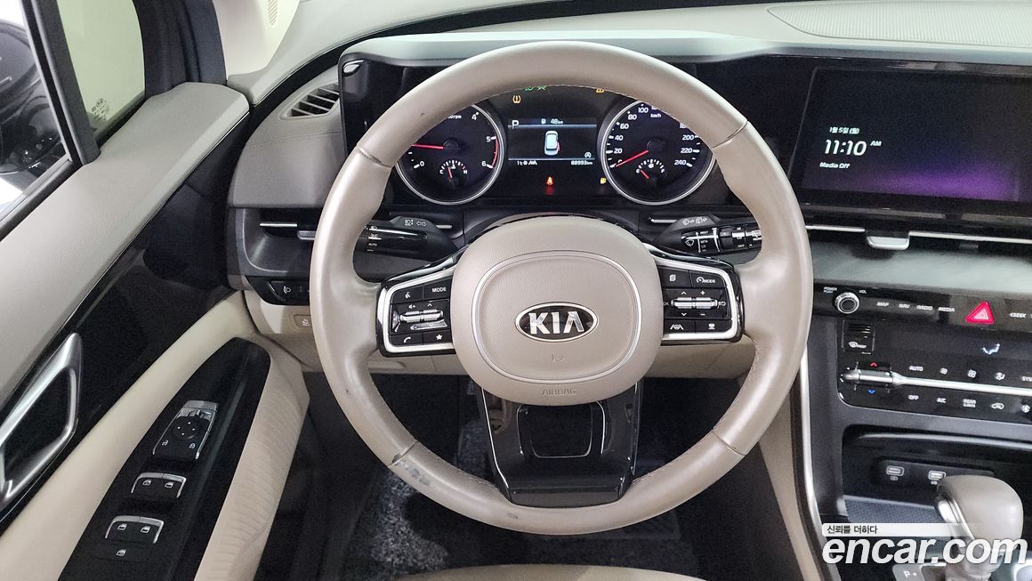 Kia Canival 2021
