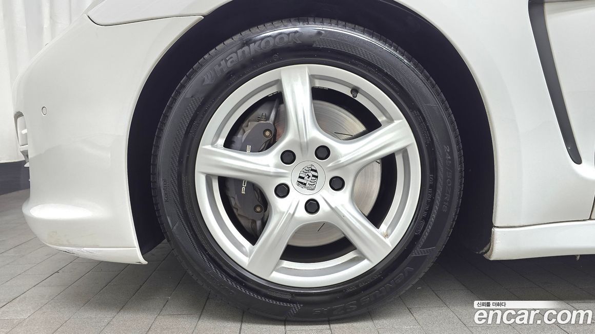 Porsche Panamera 2011