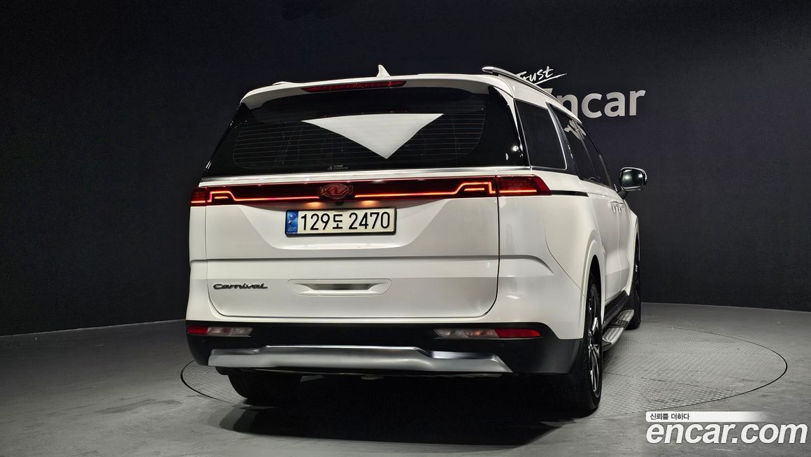 Kia Canival 2021