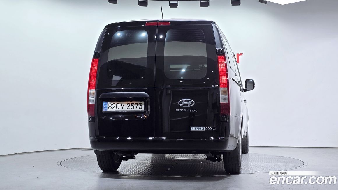 Hyundai Staria 2023