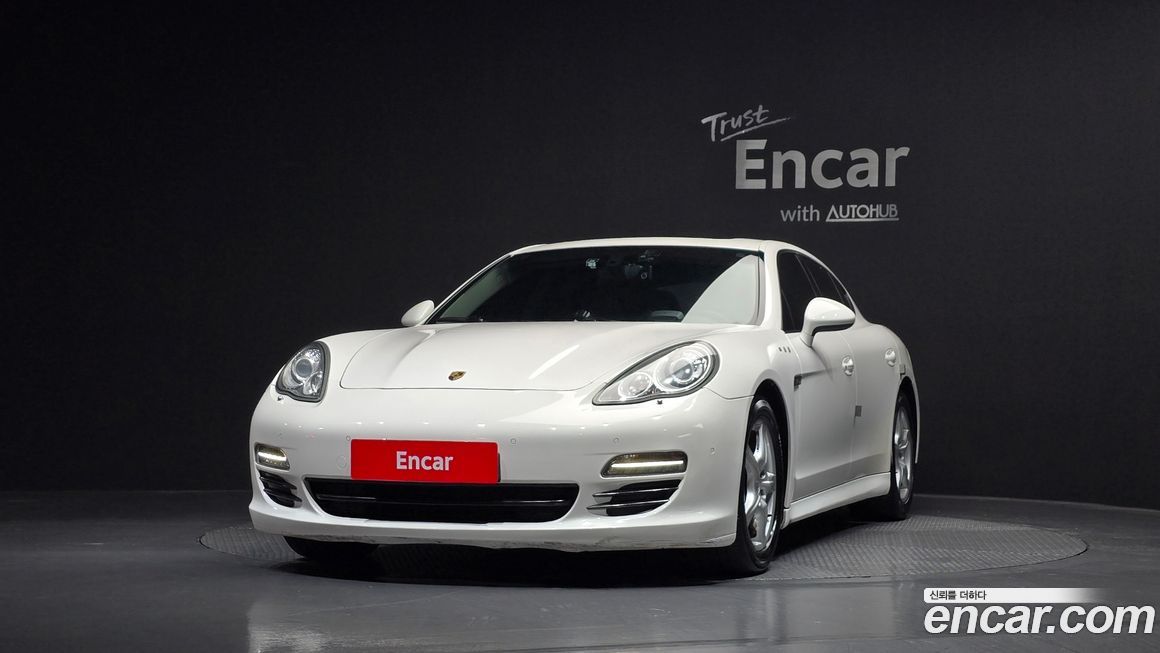 Porsche Panamera 2011