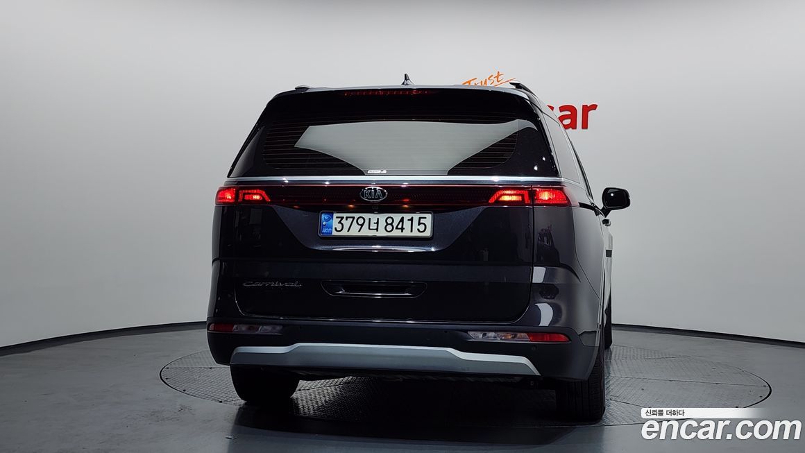 Kia Canival 2021