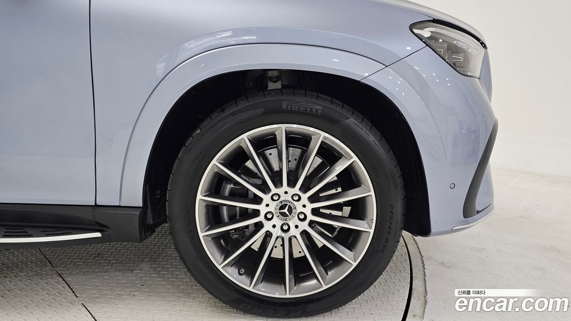Mercedes-Benz GLE-Class 2025