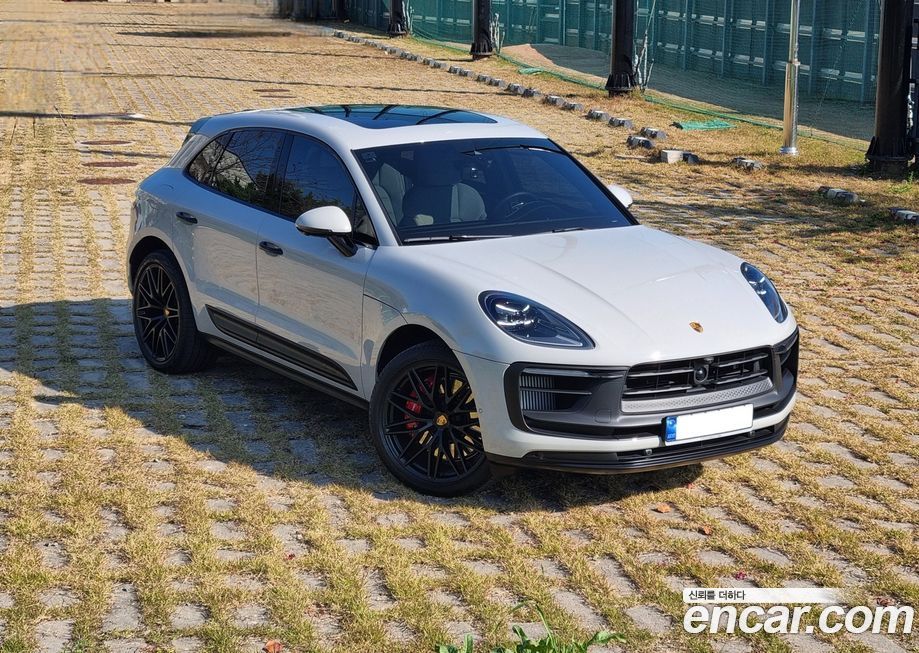 Porsche Macan 2023