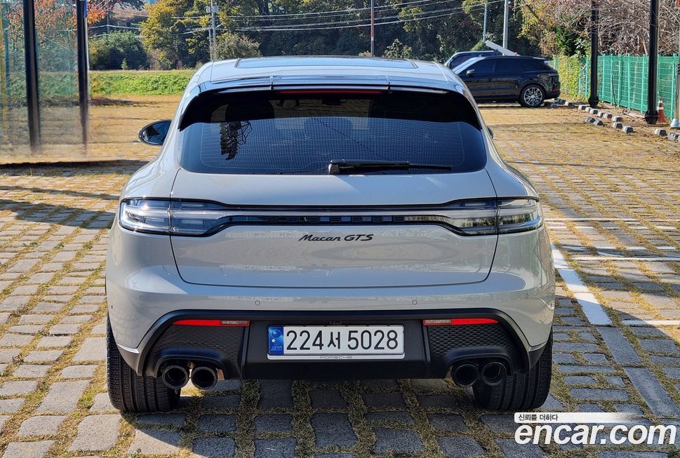 Porsche Macan 2023